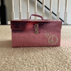 Jewelry box and/ or makeup box